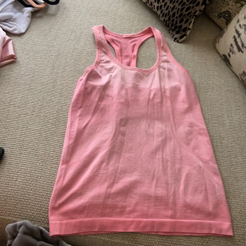 lululemon pink racerback size 4